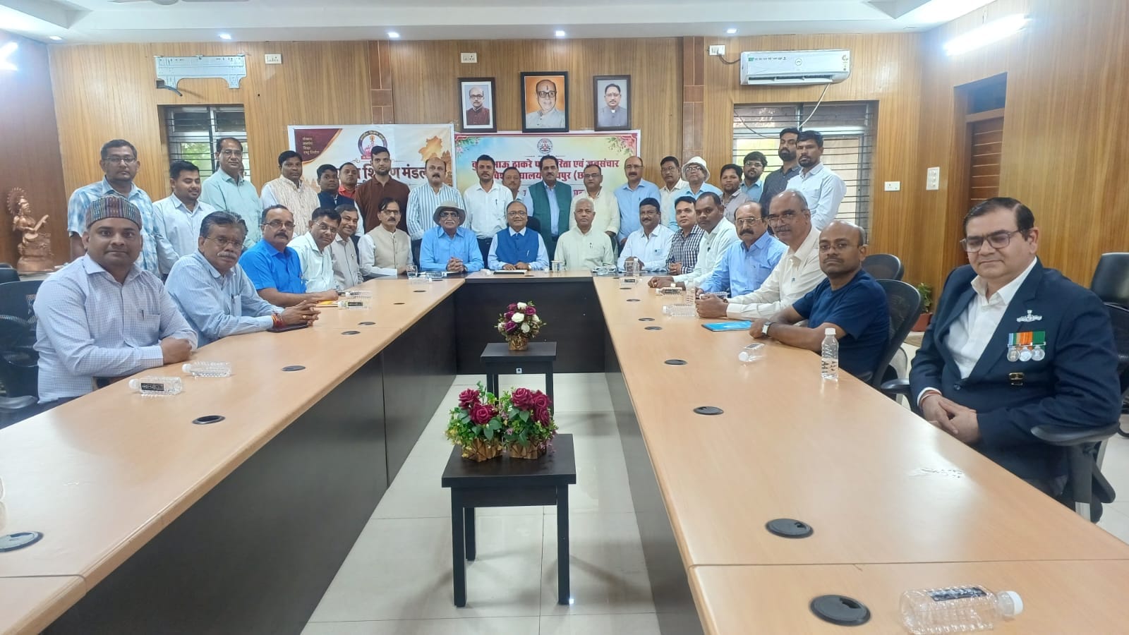 Kushabhau Thakre Patrakarita Avam Jansanchar Vishwavidyalaya