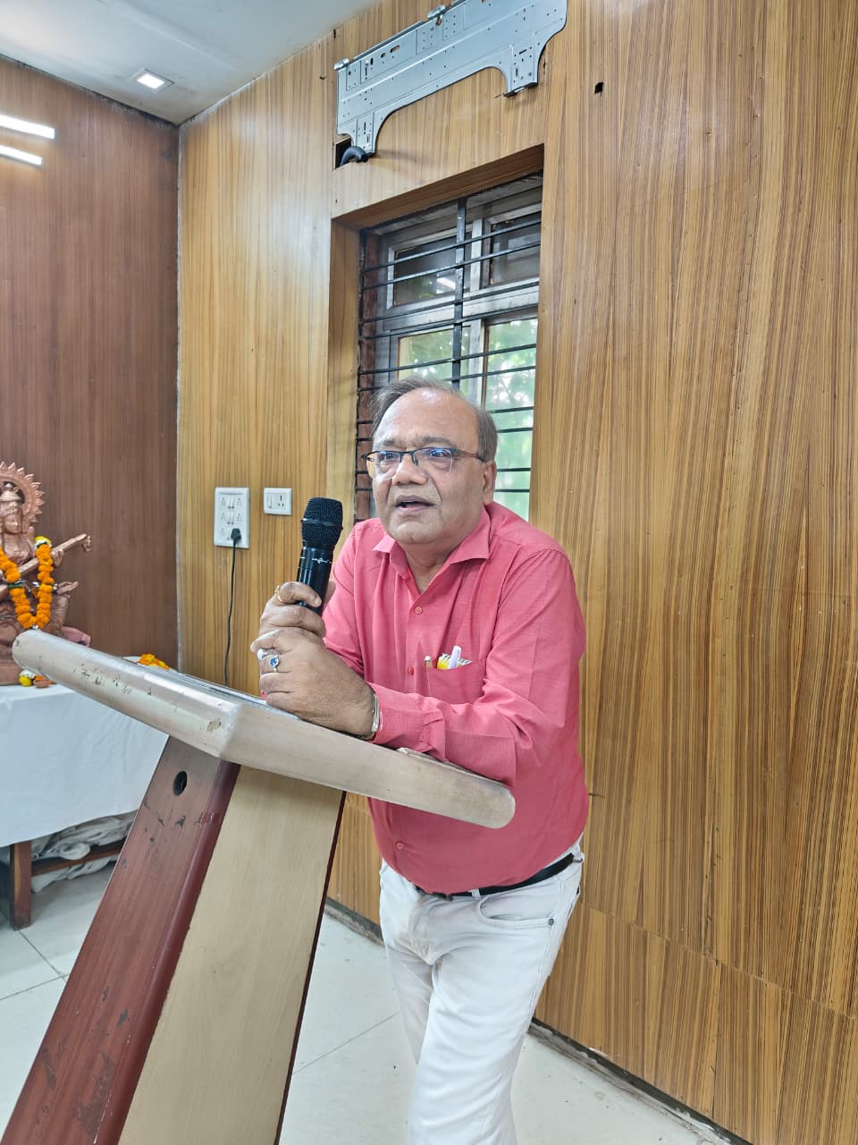 Kushabhau Thakre Patrakarita Avam Jansanchar Vishwavidyalaya